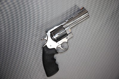 Colt ~ Anaconda ~ .44 Magnum