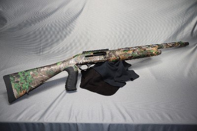Weatherby ~ SA-459 ~ 12 Gauge