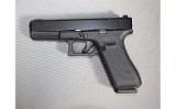 Glock ~ 17 Gen 5 ~ .9mm - Image 2 of 2