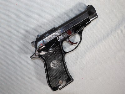Pietro Beretta ~ 85 BB ~ 9 Short - Image 1 of 2