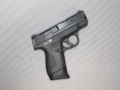 Smith & Wesson ~ M&P40 Shield ~ .40 S&W - Image 1 of 2