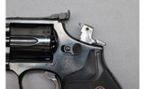 Smith & Wesson ~ 19-5 ~ .357 Magnum - 3 of 4