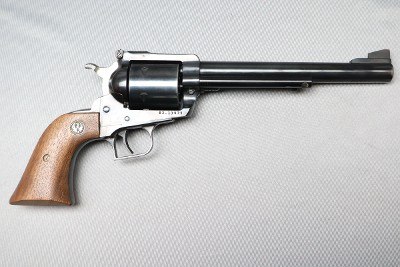Ruger ~ New Model Super Blackhawk ~ .44 Remington Magnum