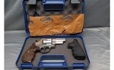 Smith & Wesson ~ 629-6 ~ .44 Remington Magnum - 3 of 3