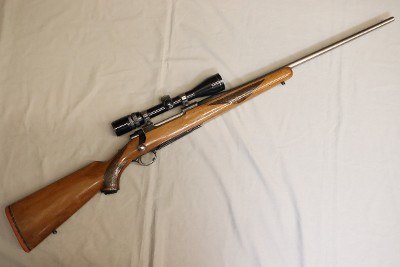 Ruger ~ M77 ~ 7mm Remington Magnum