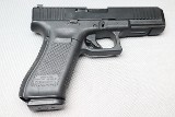 Glock ~ 17 Gen 5 ~ 9mm Luger - Image 1 of 2