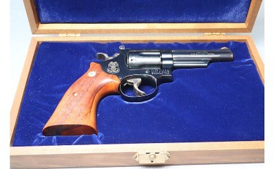 Smith & Wesson ~ 19-4 U.S. Customs Patrol ~ .357 Magnum - Image 4 of 4