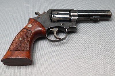 Smith & Wesson ~ Model 10-6 ~ .38 S&W Special - Image 1 of 3