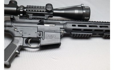 Smith & Wesson ~ M&P 15-22 ~ .22 Long Rifle - Image 4 of 10