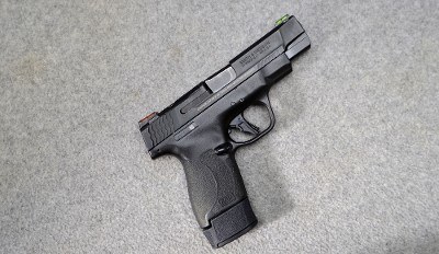 SMITH & WESSON M&P9 SHIELD PLUS