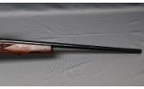 Weatherby ~ Mark V ~ .300 Weatherby Magnum - 4 of 11