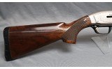 Browning Viana ~ Maxus ~ 12 Gauge - 2 of 11