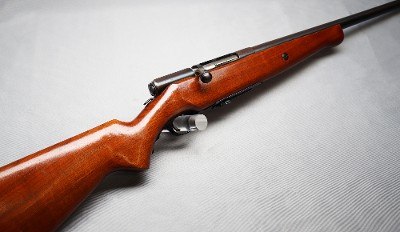 Mossberg ~ 190 ~ 16 Gauge