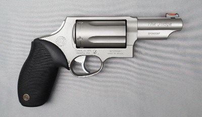 Taurus ~ Judge ~ .45 LC / .410