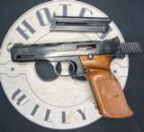 Smith & Wesson Model 46 – .22 LR – Semi-Auto Target Pistol – 4.75