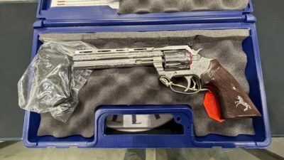 Colt King Cobra – .22 LR – Factory Armory Engraved – 6