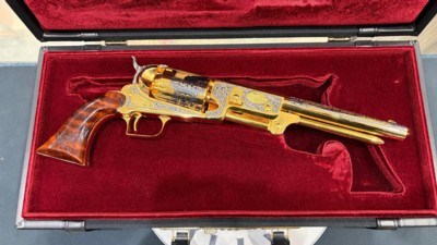 Burnett County, Wisconsin Commemorative 4-Gun Set – A&A Engraving (Rapid City, SD) – Complete w/ Letters/Certificates – $16,000 - Image 2 of 25