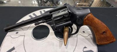 High Standard Sentinel Deluxe R-106 Revolver – .22 LR – 6