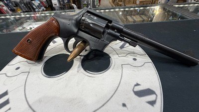 High Standard Sentinel Deluxe R-106 Revolver – .22 LR – 6