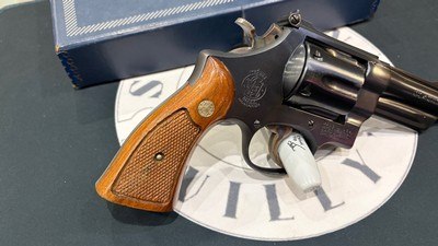 Smith & Wesson Model 28-2 Highway Patrolman Revolver .357 Mag 4