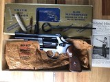 Smith-Wesson K-38 1952 - 2 of 14