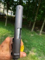 Colt 1911 Combat Commander .45acp - 11 of 13