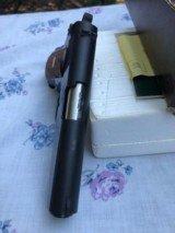 Colt 1911 Combat Commander .45acp - 4 of 13