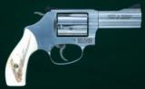 Smith & Wesson --- Model 60-14 Chief's Special --- .357 Magnum - 2 of 8