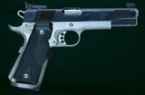 Les Baer --- Custom 1911 --- .45 ACP - 1 of 7