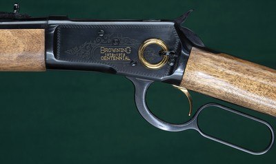 Browning Centennial Set - Complete: Continental Set, Model 92 SRC, High Power pistol, Mountain Rifle, 3 Folding knives - Image 14 of 15