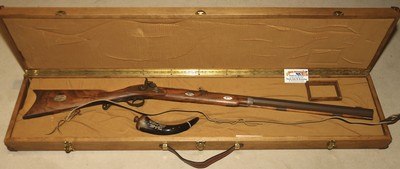 Browning Centennial Set - Complete: Continental Set, Model 92 SRC, High Power pistol, Mountain Rifle, 3 Folding knives - Image 12 of 15