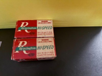 Remington HiSpeed Long Rifle 22 Cartridges Vintage - Image 1 of 4