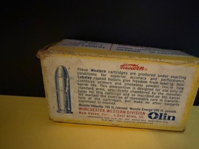 Vintage western 32Long Colt 82 Gr Lubaloy Ammo - Image 4 of 7