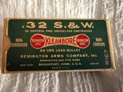 Vintage Dogbone 32 S & W Smokeless Cartridges - Image 1 of 7