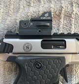 Smith & Wesson SW22 Victory 22 performance center carbon fiber - 11 of 14