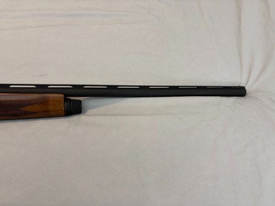 Weatherby SA-08 20 Gauge Semi Auto, Barely fired! - Image 5 of 14
