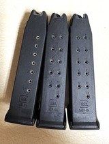 Glock 21 Gen 3 .45 ACP 3 mags, & Acces. - 4 of 4