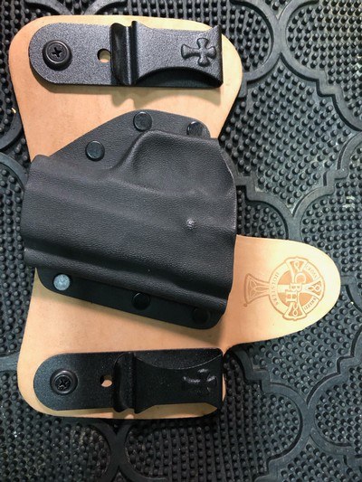 Kahr K9 9mm with Crimson Trace Laser Grips - Image 7 of 8