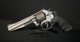 Smith & Wesson 986 9 MM Revolver - 2 of 9