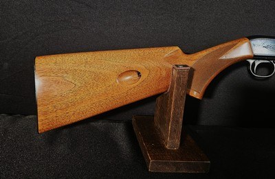 Browning SA-22 .22 L.R. Grade I Rifle - Image 11 of 19
