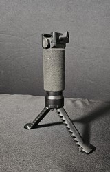 Rare Early GPS-01 Full Metal Grip Pod Systems Bipod - Unused, Military Spec - 1 of 5