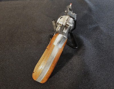 Smith & Wesson 19-4 .357 Magnum Revolver - Image 4 of 12