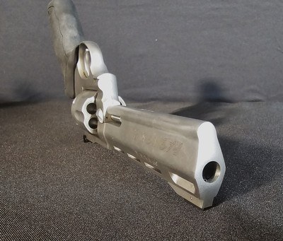 Taurus 444 .44 Magnum Revolver - Image 9 of 11