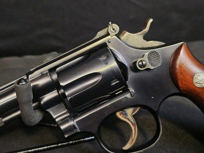 Smith & Wesson K-22 Masterpiece Revolver - Image 4 of 21