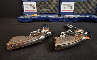Pair of Colt Pythons .357 Magnum Revolvers (Consecutive Numbers) - Image 7 of 9