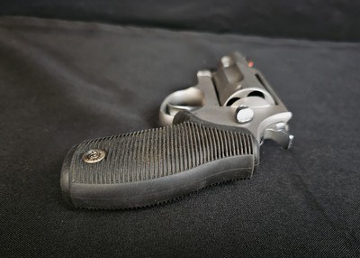 Taurus Judge 45 L.C./.410 Ga. Revolver - Image 5 of 7