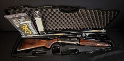 Browning Maxus II Ultimate 12 Ga. Shotgun