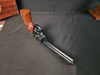 Colt Python .357 Magnum Revolver - Image 9 of 17