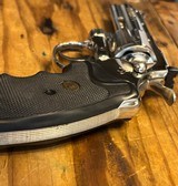 Colt Python .357 Magnum - 6 of 15