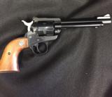 RUGER NEW MODEL SINGLE SIX REVOLVER PISTOL 22LR - NICE - PRICED TO SELL - 1 of 7